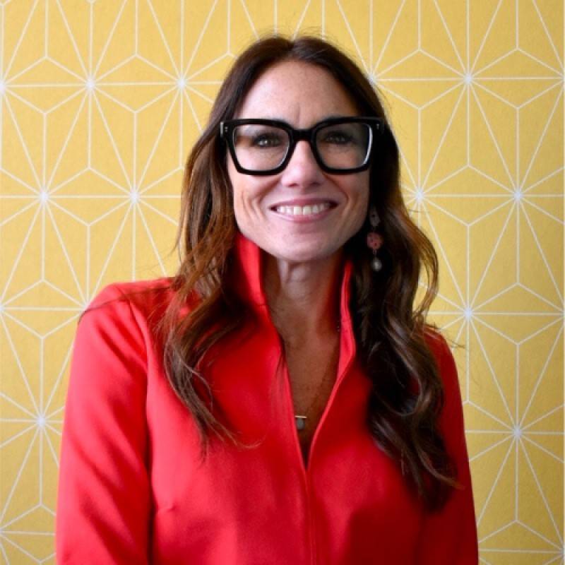 Kim Bode Headshot